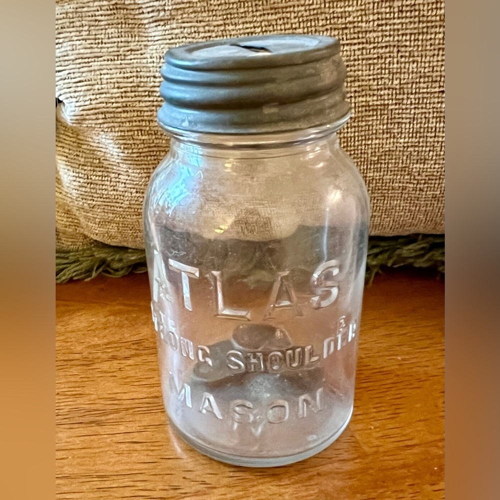 Vintage Hazel Atlas Strong Shoulder fruit jar. Half Pint